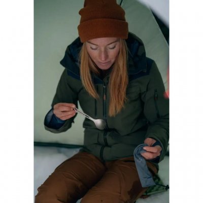 De combinatie van lepel en vork maakt de spork van Robens perfect voor de meeste maaltijden in de buitenlucht.