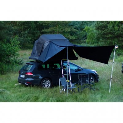 Ger snabbt en matplats skyddad mot regn och sol framför taktältet.