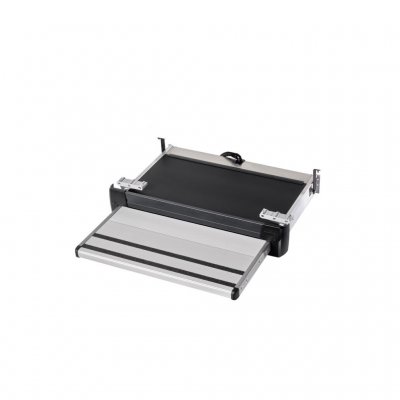 Thule Slide-Out Step G2 12V 400 for Fiat Ducato.