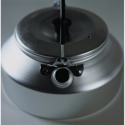The shape of the spout makes it both easy to pack and use.